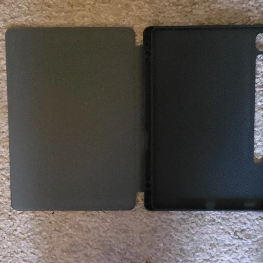 Pink Burn Book Print Samsung Tablet 9 FE Case